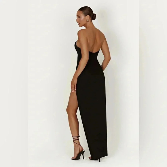 NWT MESHKI Natasha pointed corset maxi dress Small blackl - Picture 4 of 6